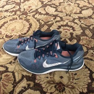 Nike lunar glide 5 woman’s 9.5